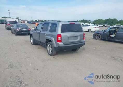 2016 Jeep Patriot Latitude из США, поврежденный, VIN 1C4NJRFB1GD758819